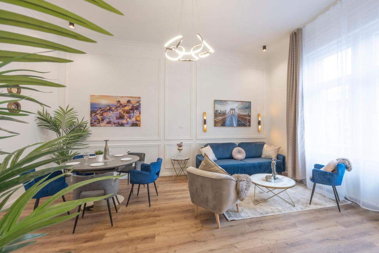 Luxurious Central Grand Home W/ 3Bedrm 2Bathrm 布达佩斯 外观 照片
